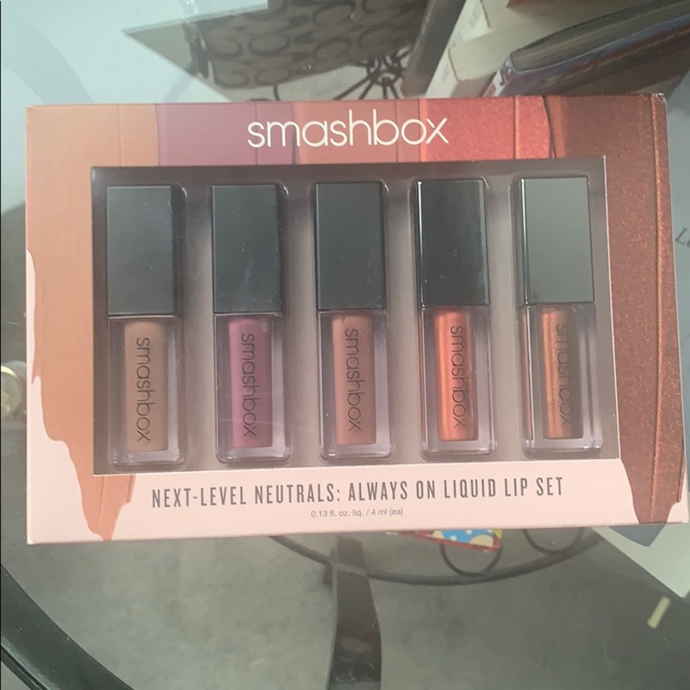 Brand new smash box next level neutrals kit